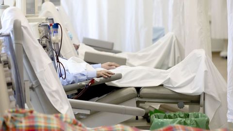 Unidad de di�lisis del hospital privado HM La Esperanza, en Santiago