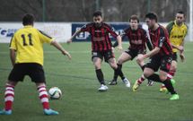 El Lal�n aguant� una primera parte que se cerr� con 0-1, pero se descompuso tras el 0-2. 