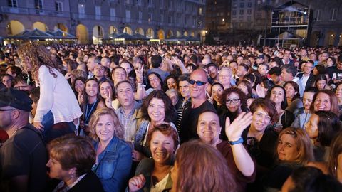 Miguel Bos revent la plaza de Mara Pita