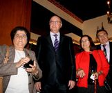 <span lang= es-es >Encuentro con empresarios y sor Salud</span>. En el encuentro empresarial, Agust�n Fern�ndez coincidi� con sor Salud, la directora del colegio Miraflores, Rosa Hontesillas, agregada comercial de la  embajada de M�xico, Jos� �ngel Santamarina, Pemex. La religiosa con vinculaci�n ourensana se comprometi� ante el regidor a visitar   y difundir la riqueza termal de Ourense.