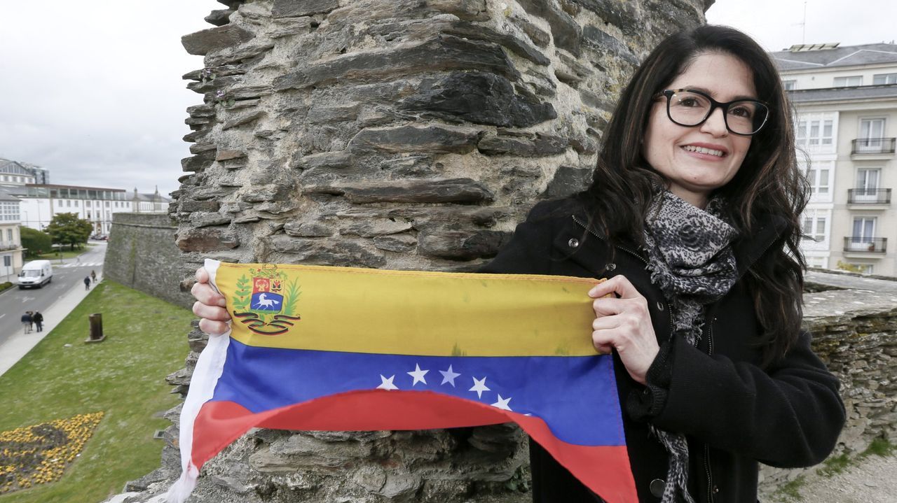 Venezolanos en Galicia, tras el ataque de Trump a su país: «Tenemos mucho miedo, pero a ver si por fin podemos celebrar el fin del régimen»
