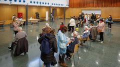 Vacunaci�n en un centro c�vico de Zaragoza