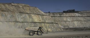 Hasta el momento, el Puerto ha invertido 612 millones de euros en la obra, que contin�a a buen ritmo. 