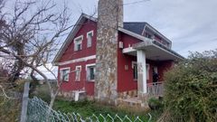 La vivienda donde aparecieron muertos los dos hermanos en Ribadeo