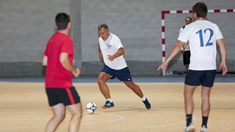PARTIDO DE F�TBOL ENTRE EL PP Y EL PSOE DE PONTEVEDRA