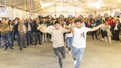 Una de las �ltimas foliadas de Nadal en Malpica