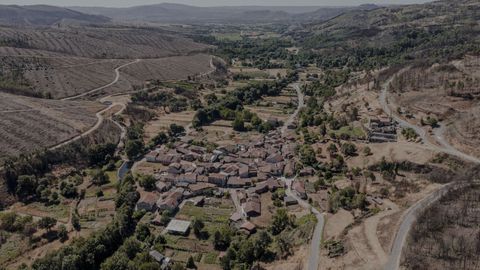 Aldea de Infesta en  el Concello de Monterrei