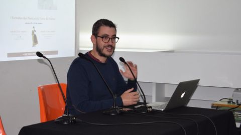 Rub�n Troiti�o, autor da biograf�a de Avelino Cachafeiro