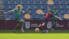 Yelko Pino en un lance del encuentro ante el Arenteiro de pretemporada