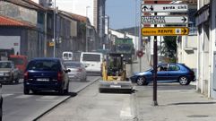 Imagen de archivo de unas obras de mejora del firme en la traves�a de O Mor�n