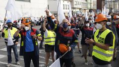 Imagen de archivo de una de las últimas manifestaciones promovidas por el comité de Alcoa en defensa de la fábrica de San Cibrao