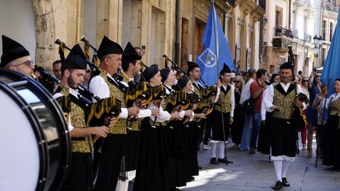 Gran ambiente y asistencia de p�blico en las calles del casco antiguo y Parque de San Francisco en la fiesta de San Mateo