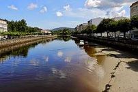 Aspecto del r�o Condomi�as el domingo por la ma�ana. 