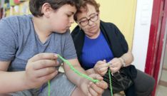Los chavales de O Pi�eiri�o no perd�an detalle de las explicaciones. 