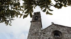 Un rayo cayo sobre la iglesia de San Marti�o destrozando parte del campanario
