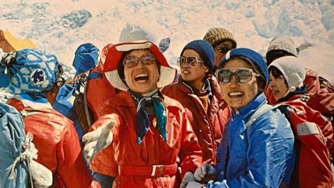 Junko Tabei, primera mujer en ascender el Everest