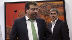 Vara, con el presidente canario. El presidente de Extremadura, Guillermo Fern�ndez Vara, y el de Canarias, Fernando Clavijo, propusieron ayer la celebraci�n de una cumbre de presidentes auton�micos en octubre para lograr del Gobierno en funciones los datos que permitan hacer los presupuestos del 2017.
