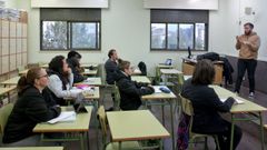 En el IES Eduardo Pondal, de A Coru�a, se imparten clases de primaria, secundaria y bachillerato para adultos 