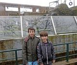 Mateo (izquierda) y Jero volvieron a Vigozoo a revivir la fuga ante el recinto de �Nano�.