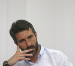 Varela a�n no tiene apoyos para aprobar su sueldo. 