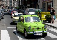 Caravana de veh�culos de San Cristovo, y Rosa Quintana y Juan Rey Maceira en la Festa do Leite.