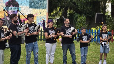 Festa con foliada no colexio de Parga