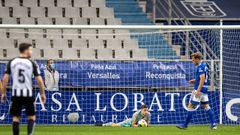 Femenias Carlos Hernandez Real Oviedo Castellon Carlos Tartiere.Joan Femen�as y Carlos Hern�ndez, durante el Real Oviedo - Castell�n