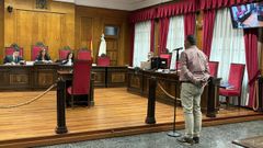 El acusado, en el juicio en Ourense