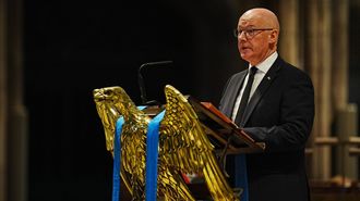 John Swinney, ministro principal de Escocia, en un acto de conmemoraci�n de los atentados del 11S en la catedral de Edimburgo.