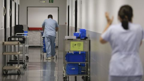 Los contratos de continuidad, inicialmente solo para m�dicos y enfermeros, se ampl�an a otras categor�as profesionales