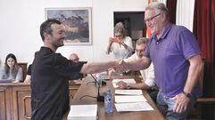 Rocha saludando al alcalde, Alfredo Garca.