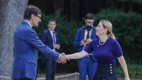 Llegada de la presidenta popular de Extremadura, María Guardiola