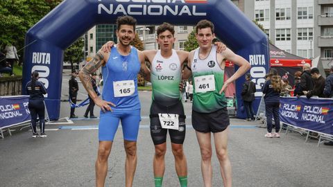 Carrera solidaria de la Polic�a Nacional en Ourense