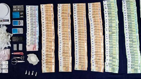 Art�culos y dinero incautados en Avil�s