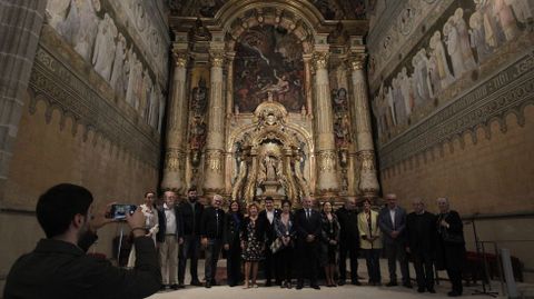 La restauracin que empez en el 2019 se centr primero en la limpieza del retablo mayor y sus murales laterales (en la imagen)