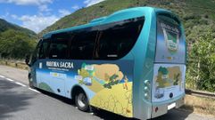 El servicio que hace la ruta del embarcadero del ca��n del Sil, en la jornada inaugural