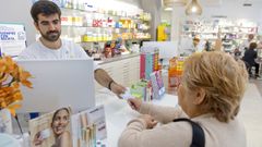 Foto de archivo de una farmacia de A Coru�a