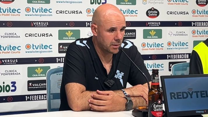 El entrenador del Celta Fortuna, Fredi �lvarez, en la comparecencia posterior al duelo ante la Ponferradina en El Toral�n.