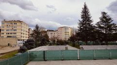Vallas en la zona del parque en la que se instalar� la gran fuente
