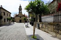 Hasta hace unas semanas, en esta calle aparcaban coches a ambos lados sin que se les multase. 