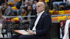 Carles Marco, pensativo durante el duelo del Leyma ante el Cartagena.