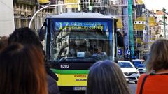 Los populares proponen un abono ilimitado para pasajeros frecuentes