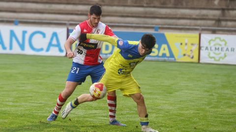 Edgar Redondo contra el Cambados en a Lomba