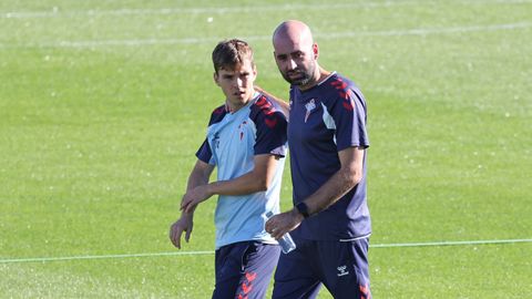 Aleix Febas y Claudio Gir&aacute;ldez, en el entrenamiento del Celta de este s&aacute;bado.