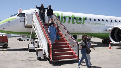 Avi�n de la compa��a canaria Binter