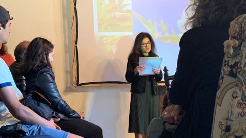 Intervenci�n da escritora Olga Novo nunha das actividades culturais organizadas no centro A Casa da Memoria