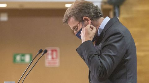 Feijoo, antes de iniciar la rueda de prensa del Consello de la Xunta