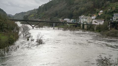 El r�o en Os Peares