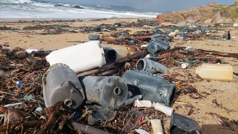Caharros prohibidos por todas las playas