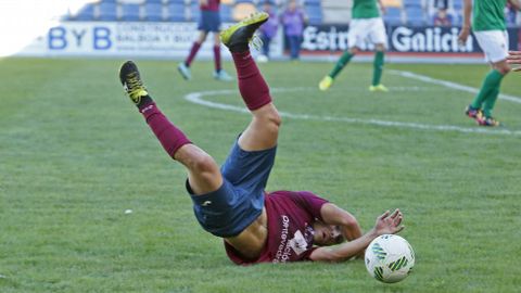 El Pontevedra CF vence al Racing de Ferrol